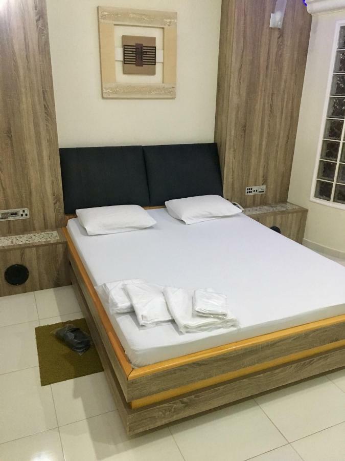Tennessee Motel Ltda Bragança Paulista Exteriör bild